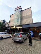Waves - The Resto Bar