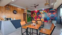 The Sky lounge Cafe