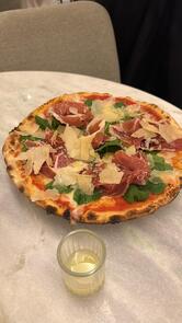 Doc Pizza Artigianale & Cucina