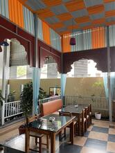Hotel Pawar wada