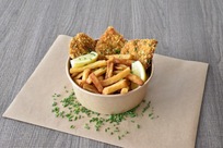 BREAKING FOOD - Burgers, Poutines, Fish & Chips