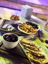33 Resto Lounge