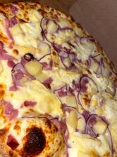 Pizza de nuit Lens