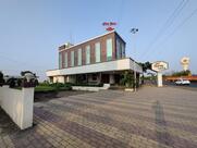 Hotel unique palace ( Veg /non veg)