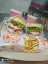 Deyv's Burger e Pizzaria e massas -Bomba Fast Food - Açaiteria - Lanchonete - macarrão
