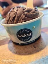 Giani Ice Cream Parlor