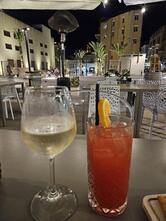 Plaza Slow Drink