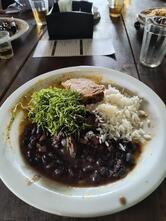 RESTAURANTE E POUSADA DO PAULINHO ( antiga tropeiro real)