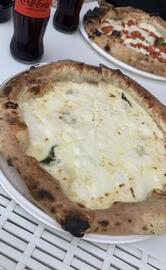 Pizzeria Pomodoro Rosso