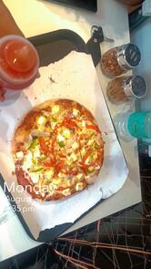 PIZZA WITH YAAR
