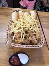 CRISPY MEAL FRIED CHICKEN N FISH ADOOR