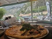 Antique Laterna Lounge