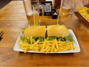 Hummburger Store