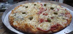 Mister Pizza Forno à Lenha