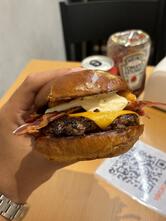 Blunt Burguer