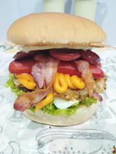 NIGTH BURGUER
