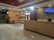 Royal restaurant and bar