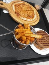 RP’s PIZZARIA BROWN BURGER CO