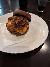KNZ Hamburgueria em Camboriú