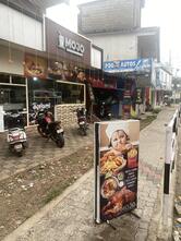 New palace Restaurant