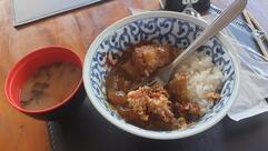 Donburi Cozinha Nikkei Asa Sul