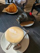 Caffe' J 33