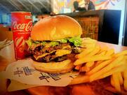 Parrilla 61 Burger (Food Truck)