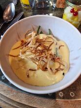 Theo's Restaurant & Bar