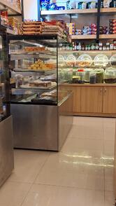 Avenue Bakes and Grills