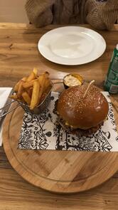 Bezo’s Burger& More