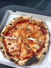 Dama Rossa Pizzeria