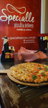 Specialle Pizzaria