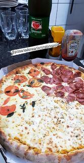 Don Carlo Pizzaria, Petiscaria, Hamburgueria e Choperia