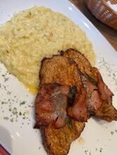 Restaurant & Café im Schweizerhaus Riehen