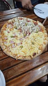 Bond Pizzaria