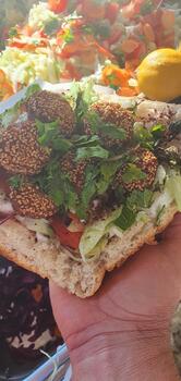 Maxi Bistro