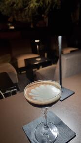 Al 7 Cocktail Bar