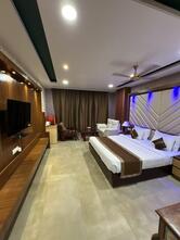 Vishnu Empire : Hotel in Rewa Banquet in Rewa Restaurant in Rewa Bar in Rewa