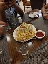 MoMo Cafe