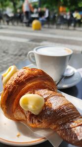 Glamour Cafe'