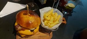 The Met Pub