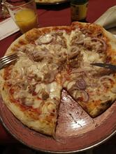 HAPPY PIZZA FALCADE