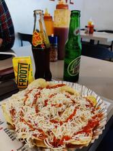 DELUXE SANDWICH & PIZZA