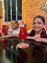 Old School Bar Restaurante Almoço Happy Hour Av. Marari