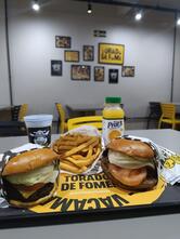 Hamburgueria - Vacamarela Burgers