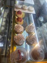 Bruna Hinterlang Pátisserie & Café