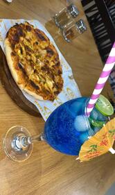 Mackk N Cheese Cafe