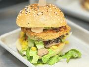 Twisted Burger/ EL barrio de la Torta
