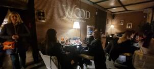 Wood Comfy Bar
