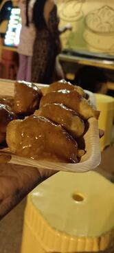 Momos Chinese (Chings Chow)